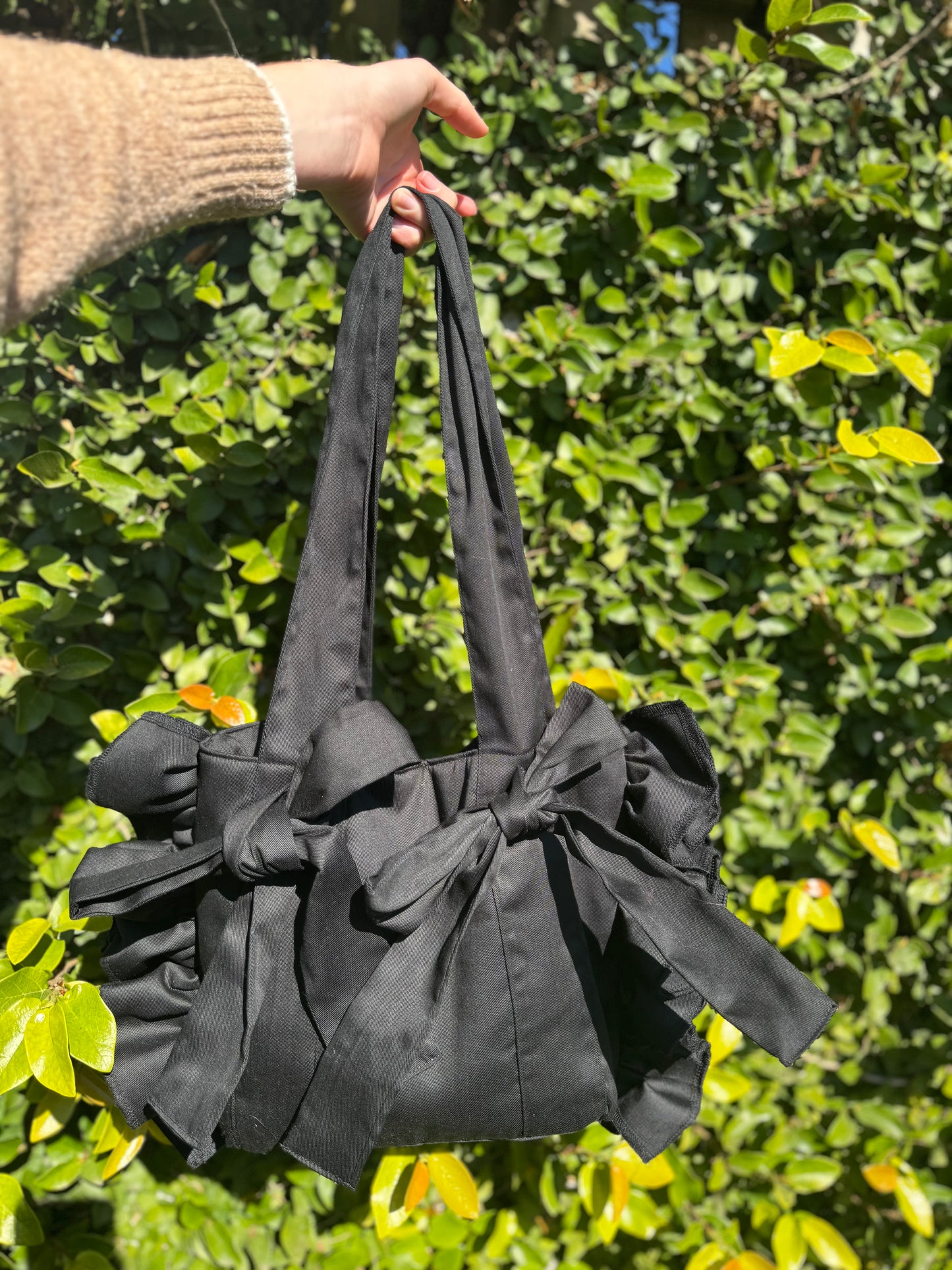 Mini Everything Bag in solid Black