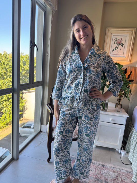 Blue Bloom set in style Marigold