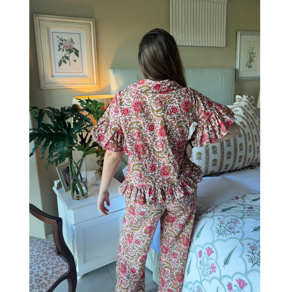 Red Botanica set in style Peony
