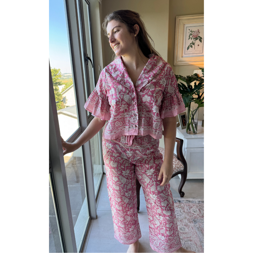 The Safa Gulabi set in style Camellia
